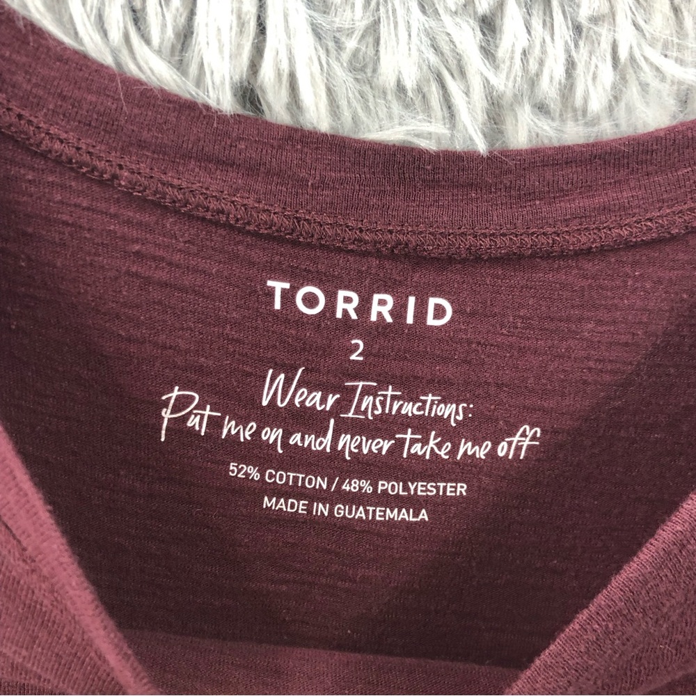 Torrid Tshirt Womens Size 2 Somewhat Responsible Spellout Tie Knot Hem Shirt - Picture 3 of 9